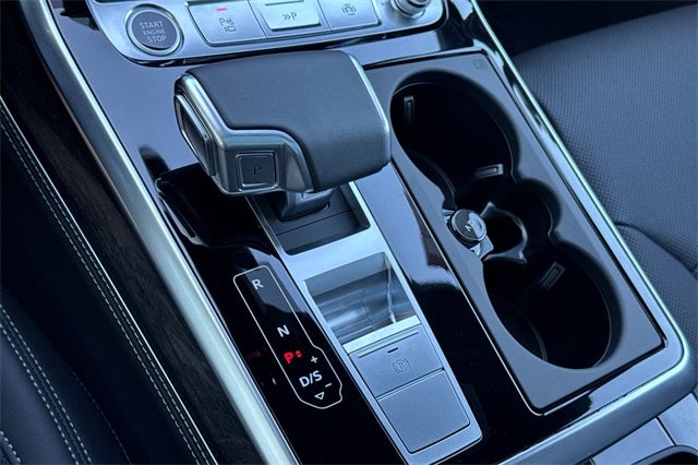 2025 Audi Q7 55 Prestige quattro