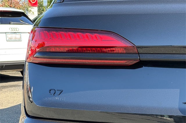 2025 Audi Q7 55 Prestige quattro