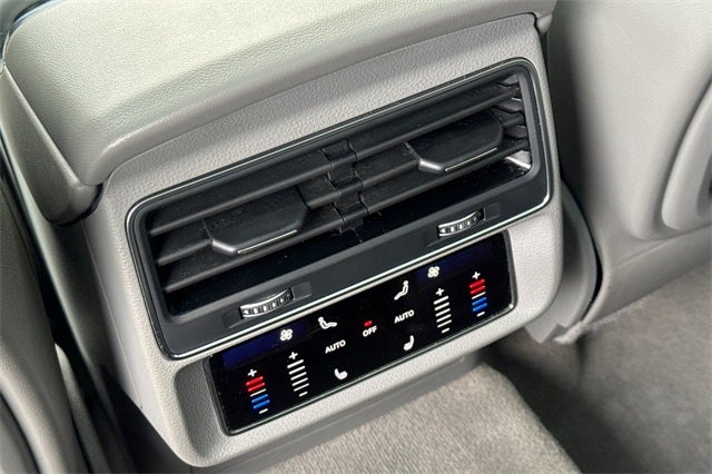 2022 Audi Q7 55 Prestige quattro