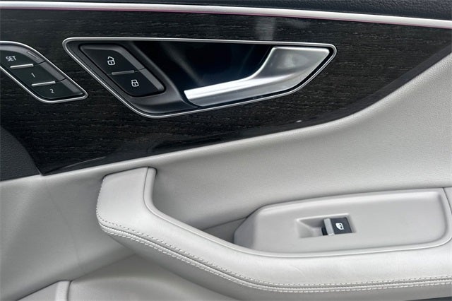 2022 Audi Q7 55 Prestige quattro