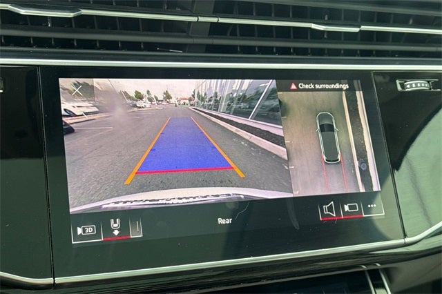 2022 Audi Q7 55 Prestige quattro