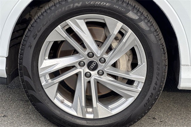 2022 Audi Q7 55 Prestige quattro