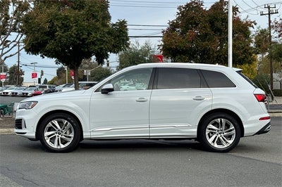 2022 Audi Q7 55 Prestige quattro