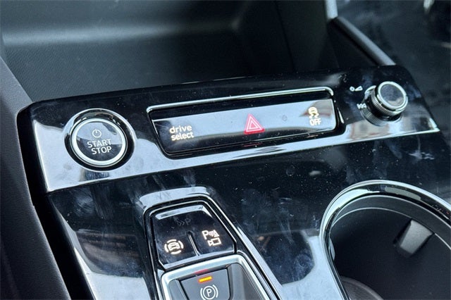 2025 Audi A6 Sportback e-tron Premium Plus