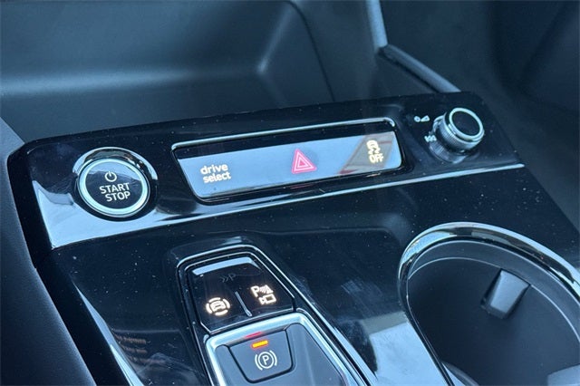 2025 Audi A6 Sportback e-tron Prestige quattro