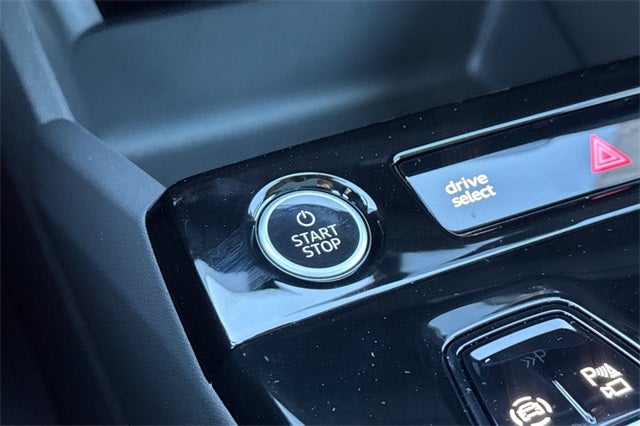 2025 Audi A6 Sportback e-tron Prestige quattro