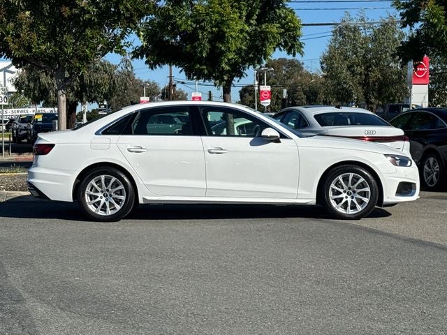 2023 Audi A4 40 Premium quattro