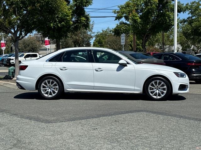2023 Audi A4 40 Premium quattro