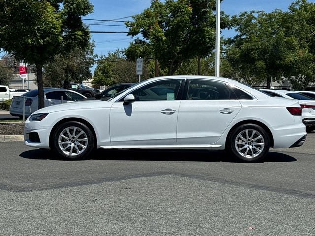 2023 Audi A4 40 Premium quattro