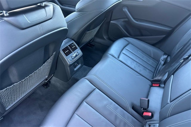 2021 Audi A4 45 S line Premium quattro
