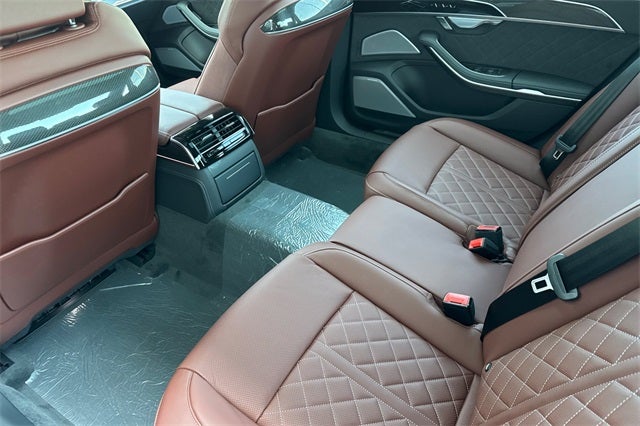 2025 Audi S8 4.0T quattro