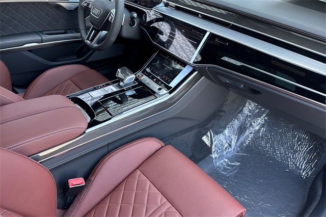 2025 Audi S8 4.0T quattro