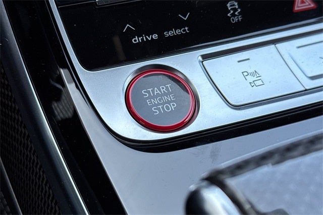 2025 Audi S8 4.0T quattro