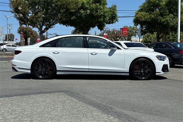 2025 Audi S8 4.0T quattro
