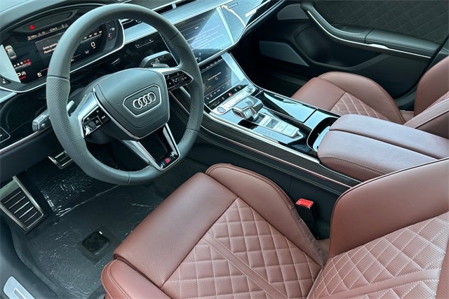 2025 Audi S8 4.0T quattro