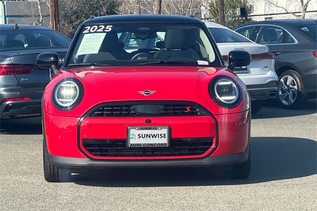 2025 MINI Cooper S Iconic