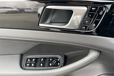 2019 Porsche Panamera E-Hybrid 4