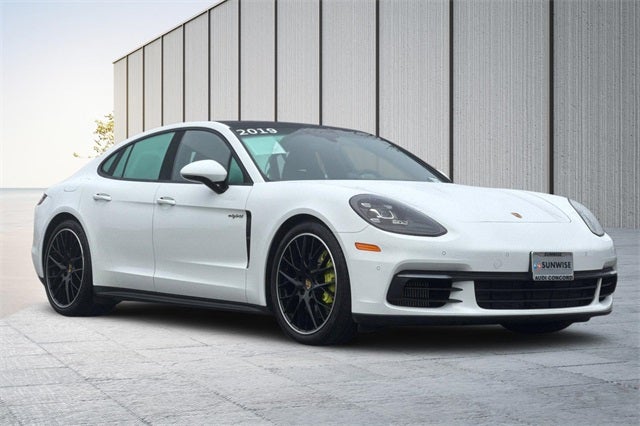 2019 Porsche Panamera E-Hybrid 4