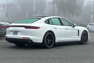 2019 Porsche Panamera E-Hybrid 4