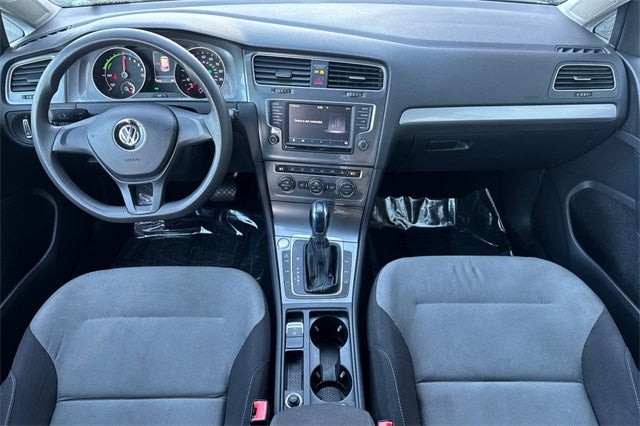 2016 Volkswagen e-Golf SE