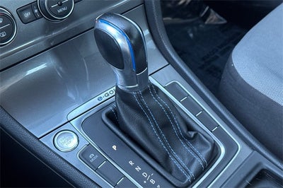 2016 Volkswagen e-Golf SE