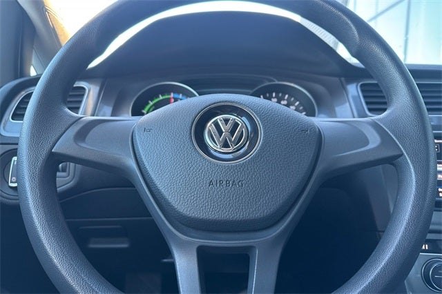 2016 Volkswagen e-Golf SE