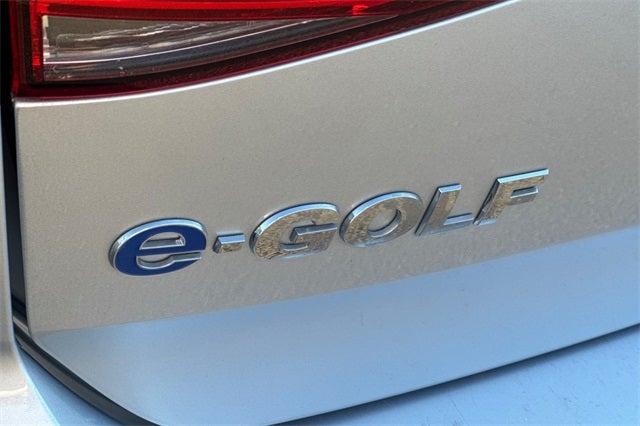 2016 Volkswagen e-Golf SE