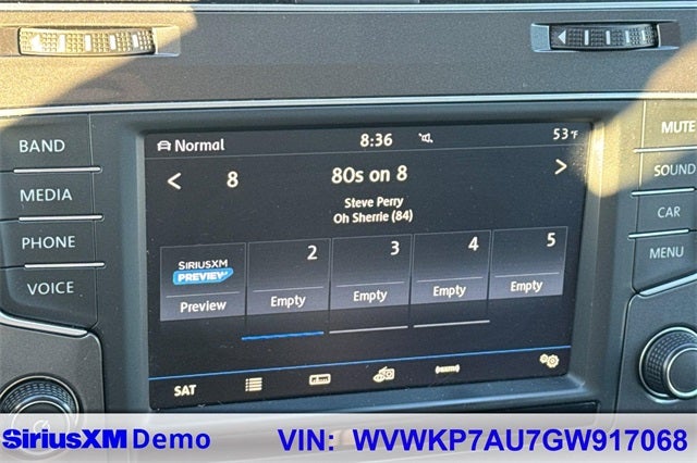 2016 Volkswagen e-Golf SE