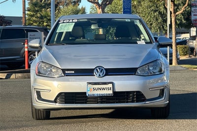 2016 Volkswagen e-Golf SE