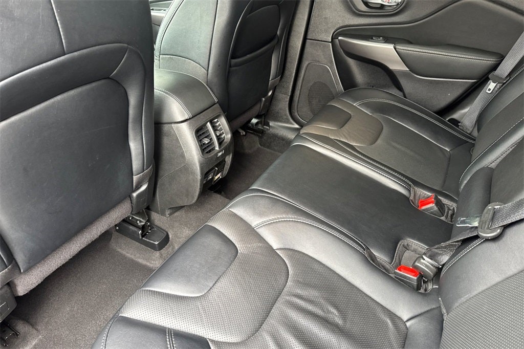 2022 Jeep Cherokee Latitude Lux