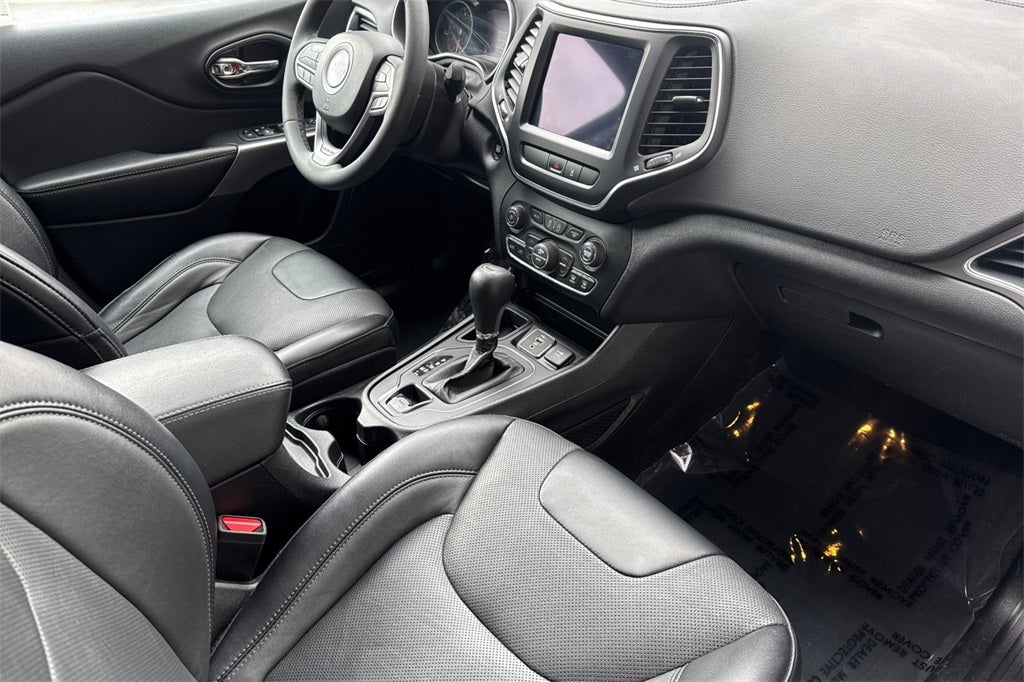 2022 Jeep Cherokee Latitude Lux