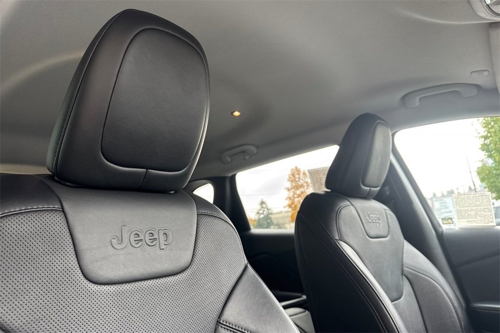 2022 Jeep Cherokee Latitude Lux