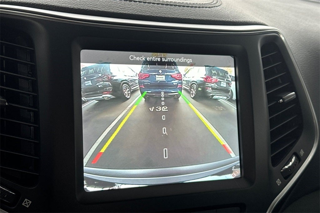 2022 Jeep Cherokee Latitude Lux