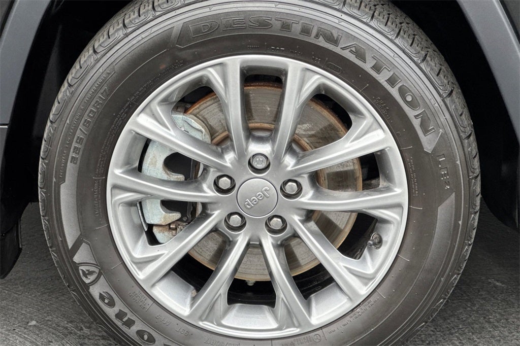 2022 Jeep Cherokee Latitude Lux