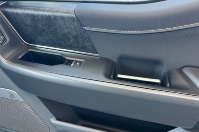 2024 Ford F-150 Lightning Flash
