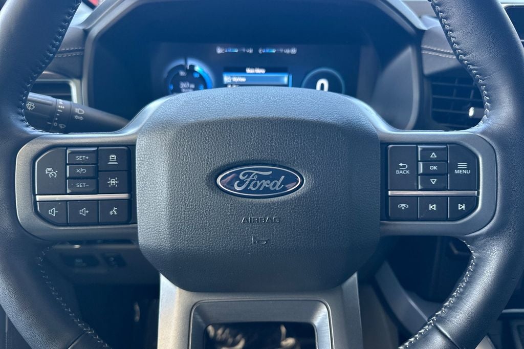 2024 Ford F-150 Lightning Flash