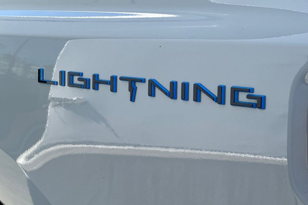 2024 Ford F-150 Lightning Flash