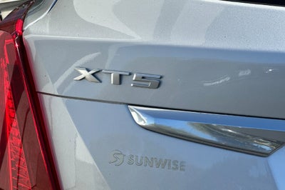 2018 Cadillac XT5 Platinum