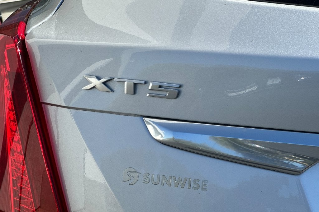 2018 Cadillac XT5 Platinum