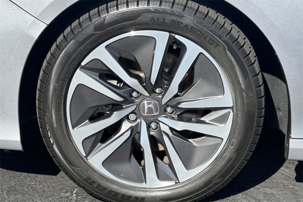 2020 Honda Accord Hybrid Touring