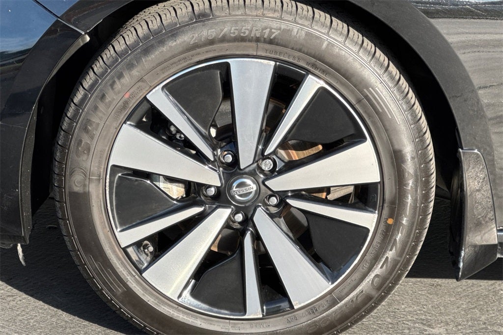 2022 Nissan Altima 2.5 SV