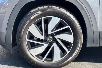 2025 Volkswagen Atlas 2.0T SEL
