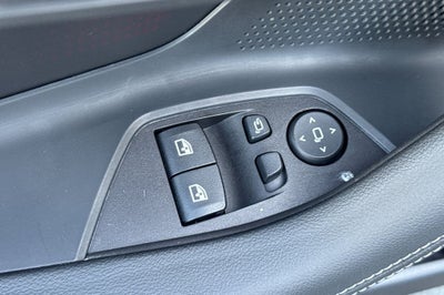 2025 BMW 2 Series 230i