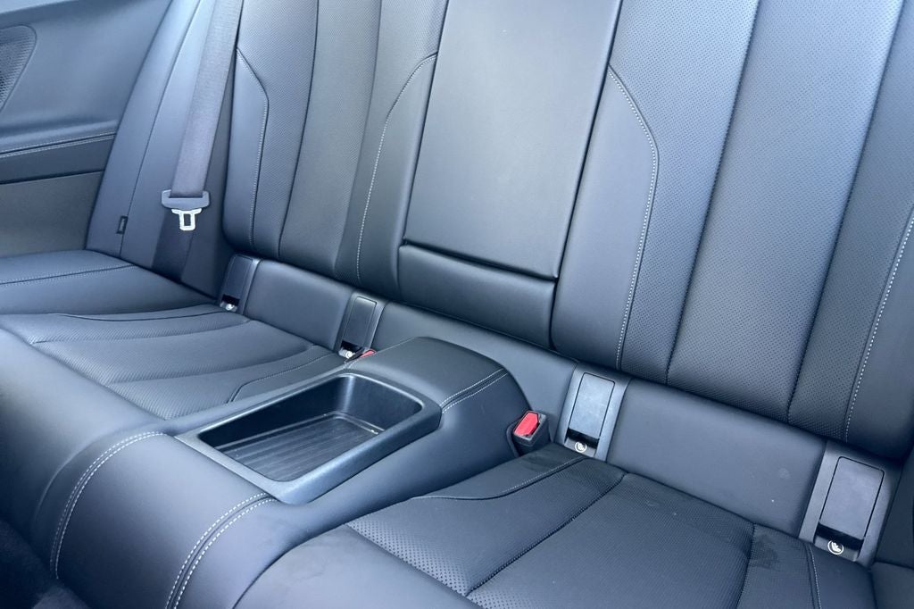 2025 BMW 2 Series 230i