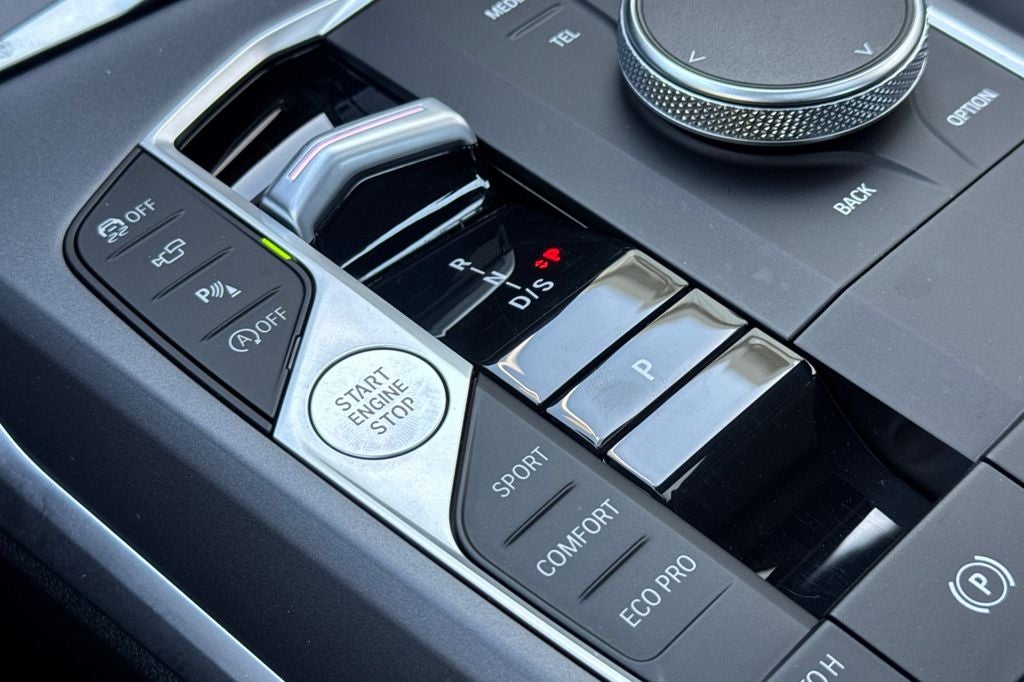 2025 BMW 2 Series 230i