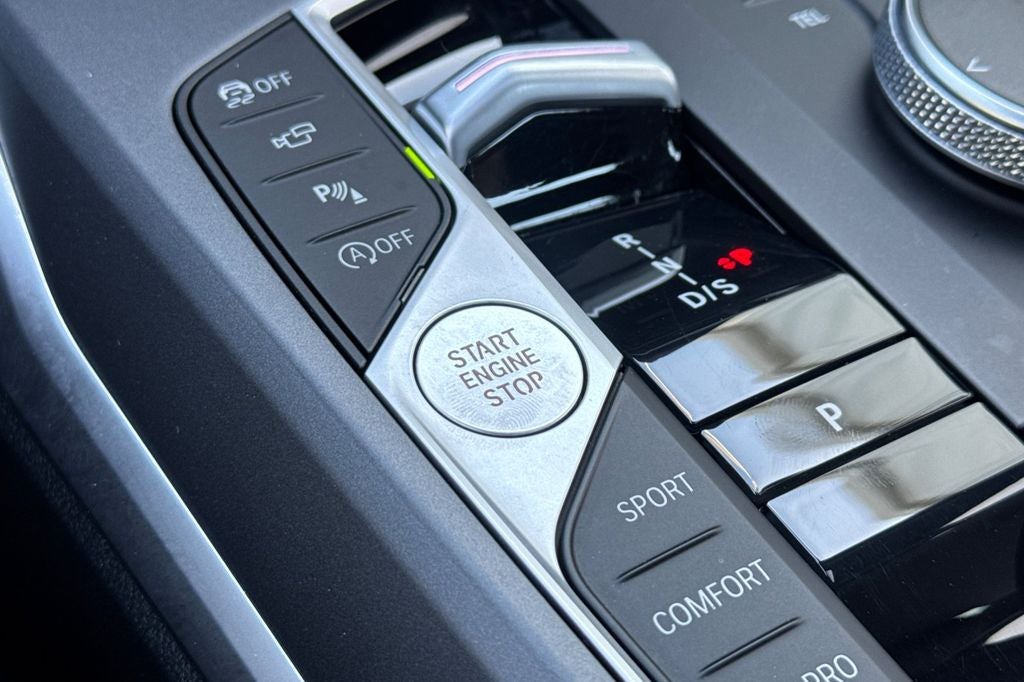 2025 BMW 2 Series 230i