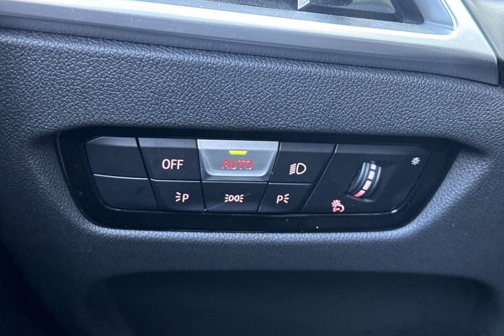 2025 BMW 2 Series 230i