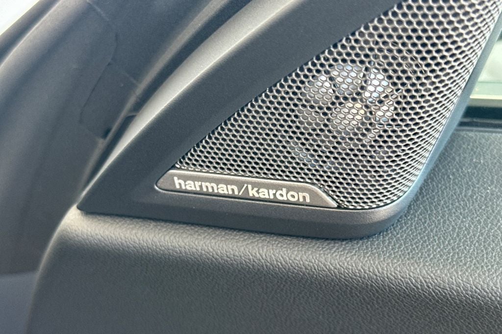 2025 BMW 2 Series 230i