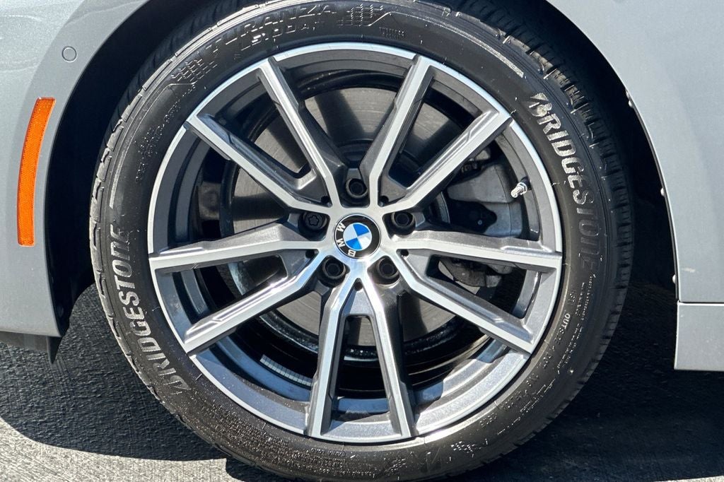 2025 BMW 2 Series 230i
