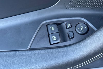 2025 BMW 2 Series 230i